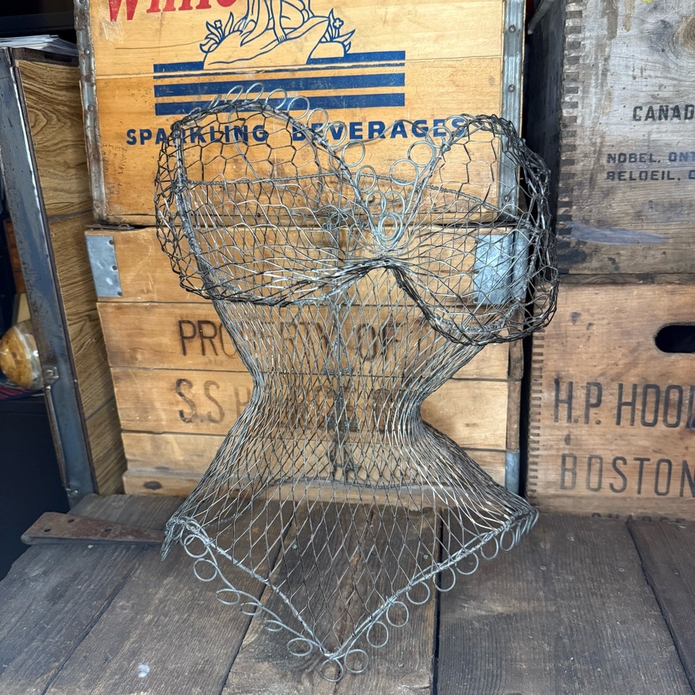 Vintage Wire Dress Form Mannequin – Perfect for Jewelry Displays